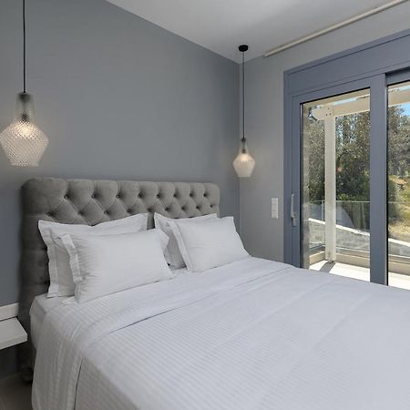 Diamond Dream Villa Kamilari Bagian luar foto