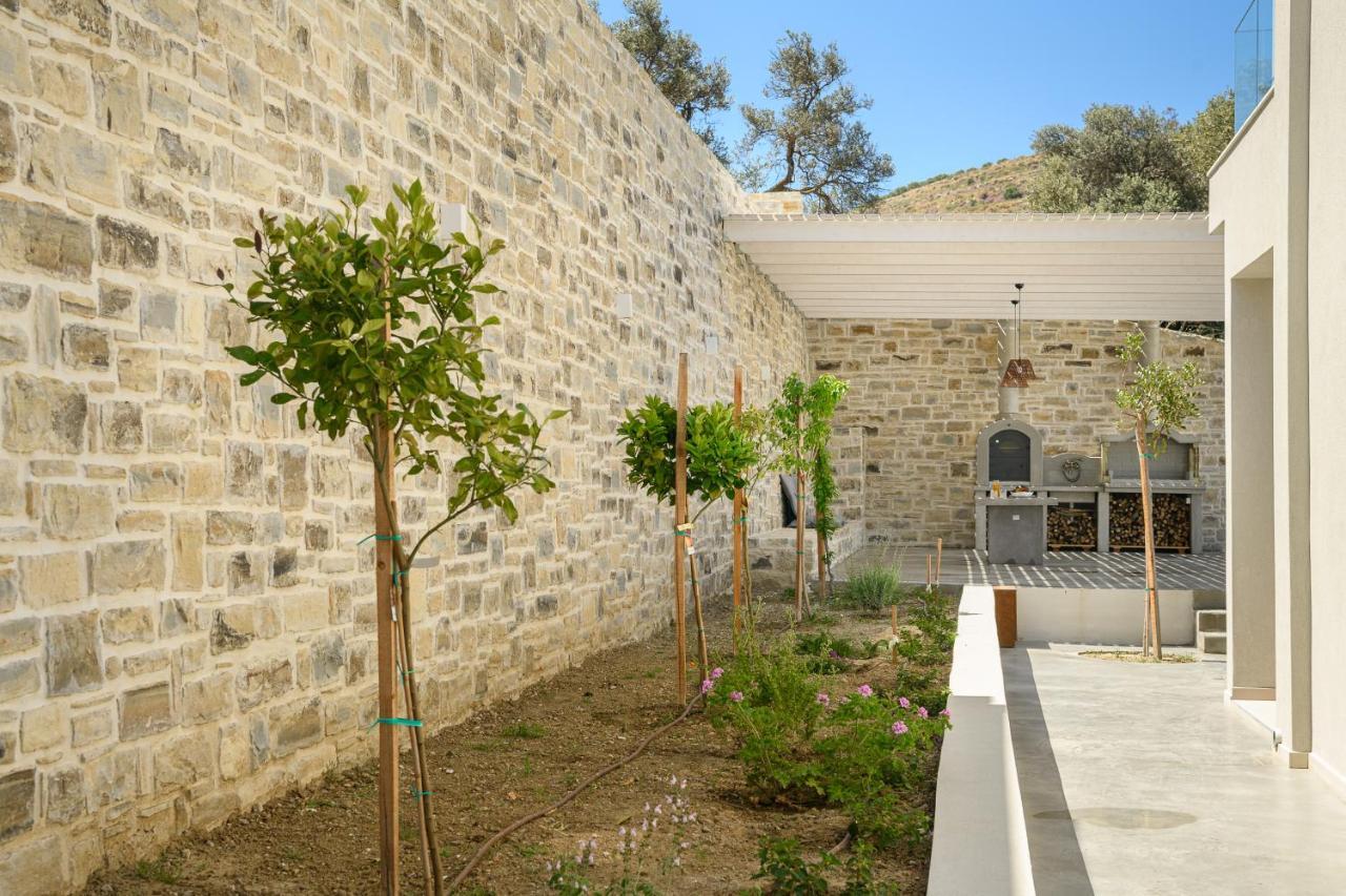Diamond Dream Villa Kamilari Bagian luar foto