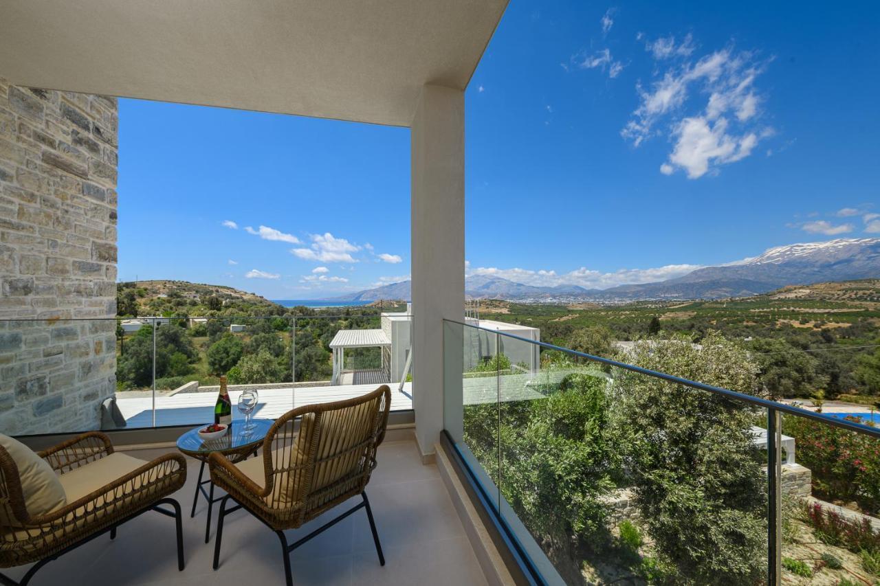 Diamond Dream Villa Kamilari Bagian luar foto
