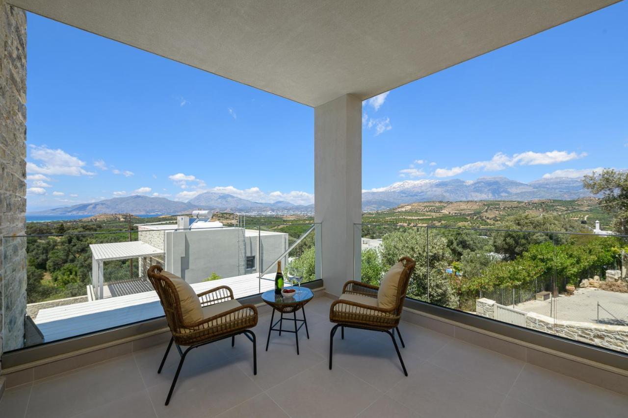 Diamond Dream Villa Kamilari Bagian luar foto