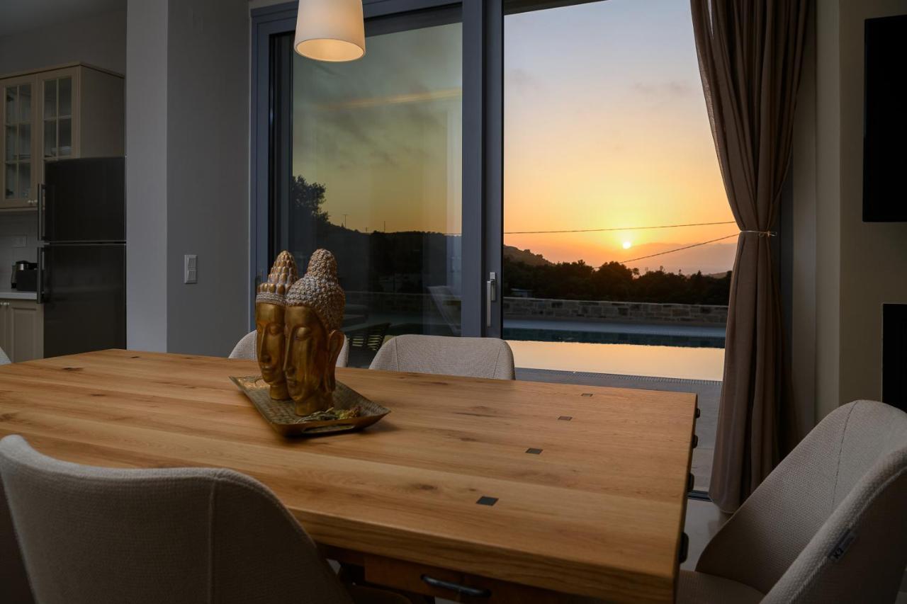 Diamond Dream Villa Kamilari Bagian luar foto