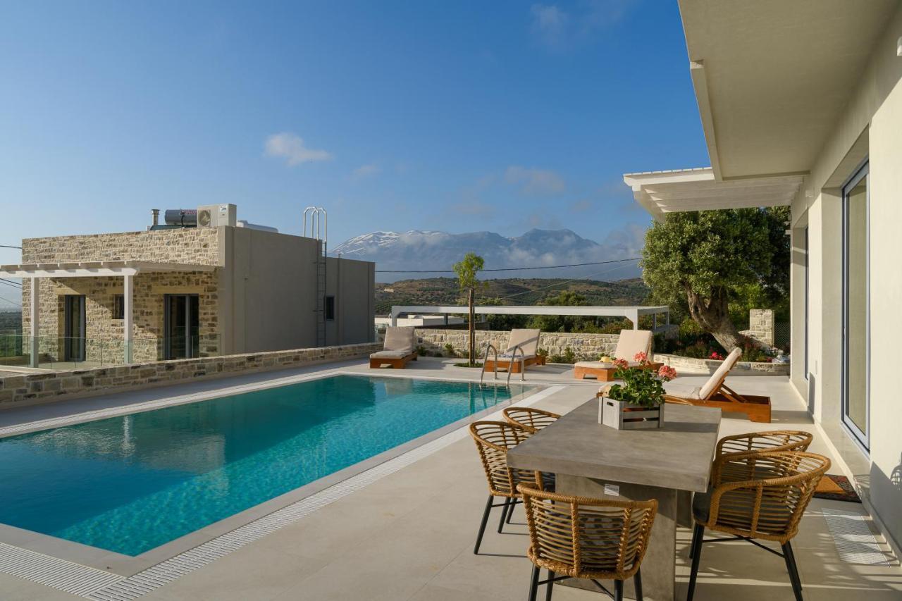 Diamond Dream Villa Kamilari Bagian luar foto